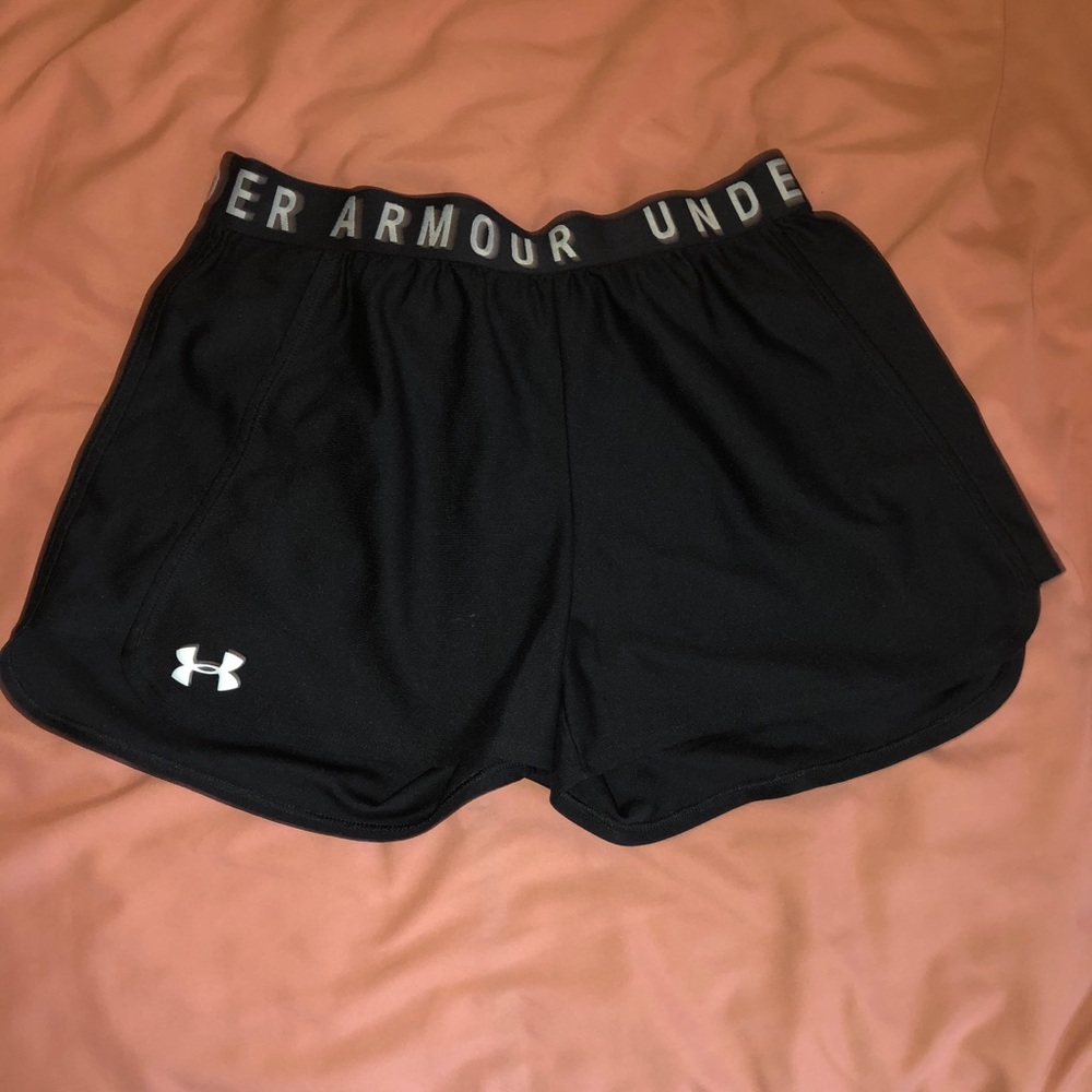 black under armour shorts